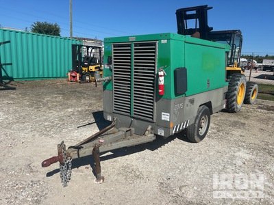 2017 Sullivan D375PDCU4SB 375 cfm Mobile コンプレッサー