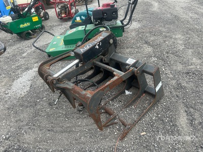 2016 Bradco MMSA35A 44 in Mini ملقط للسكيد ستير