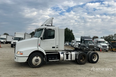 2017 Volvo VNM200 6x4 T/A Day Cab Truck Tractor