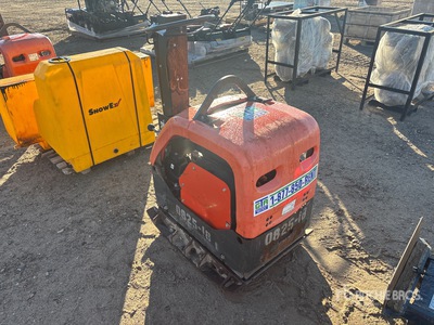 2022 Husqvarna LG400 Reversible Vibratory Plate Compactor