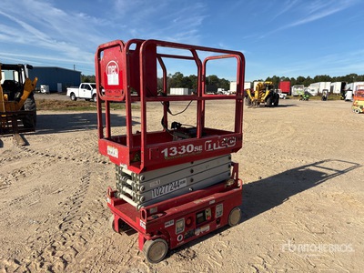 2019 MEC 1330SE Electric Plateforme élévatrice à ciseaux (Inoperable)