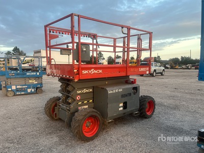 2017 Skyjack 6832RT 4x4 Diesel Elevador de tijera