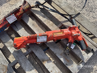 2011 APT 5240 Abbruchbrecher