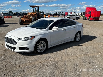 2015 Ford Fusion Hybrid Samochód