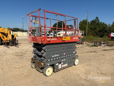 2018 Skyjack 4740 Electric Scissor Lift (Inoperable)