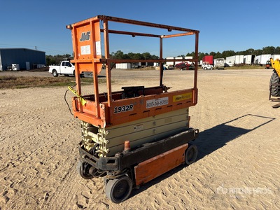 2018 JLG 1932R Electric Scissor Lift