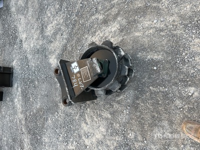 2025 GIYI GY-W305 Excavator Compaction Wheel - Fits Cat 305 / 307 (Unused)