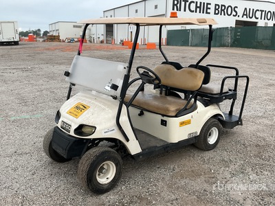 2017 E-Z-Go RXV عربة الجولف