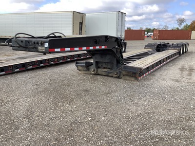 2004 Talbert T3DW50HRG1 51 ton Tri/A Removable Gooseneck Lowboy Trailer
