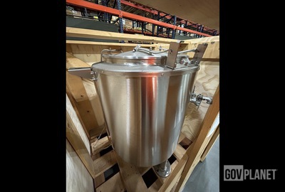(2) Groen EE-20 Steam Kettles