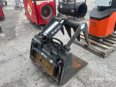2017 Bobcat 7135737 36 in Grapple Radladergreifer