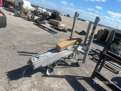 2022 Sumner 2012S Material Hoist