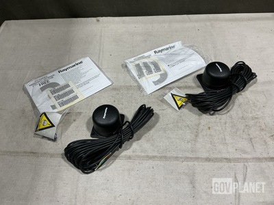 (22) Raymarine M81190 Induction Compass Transmitters