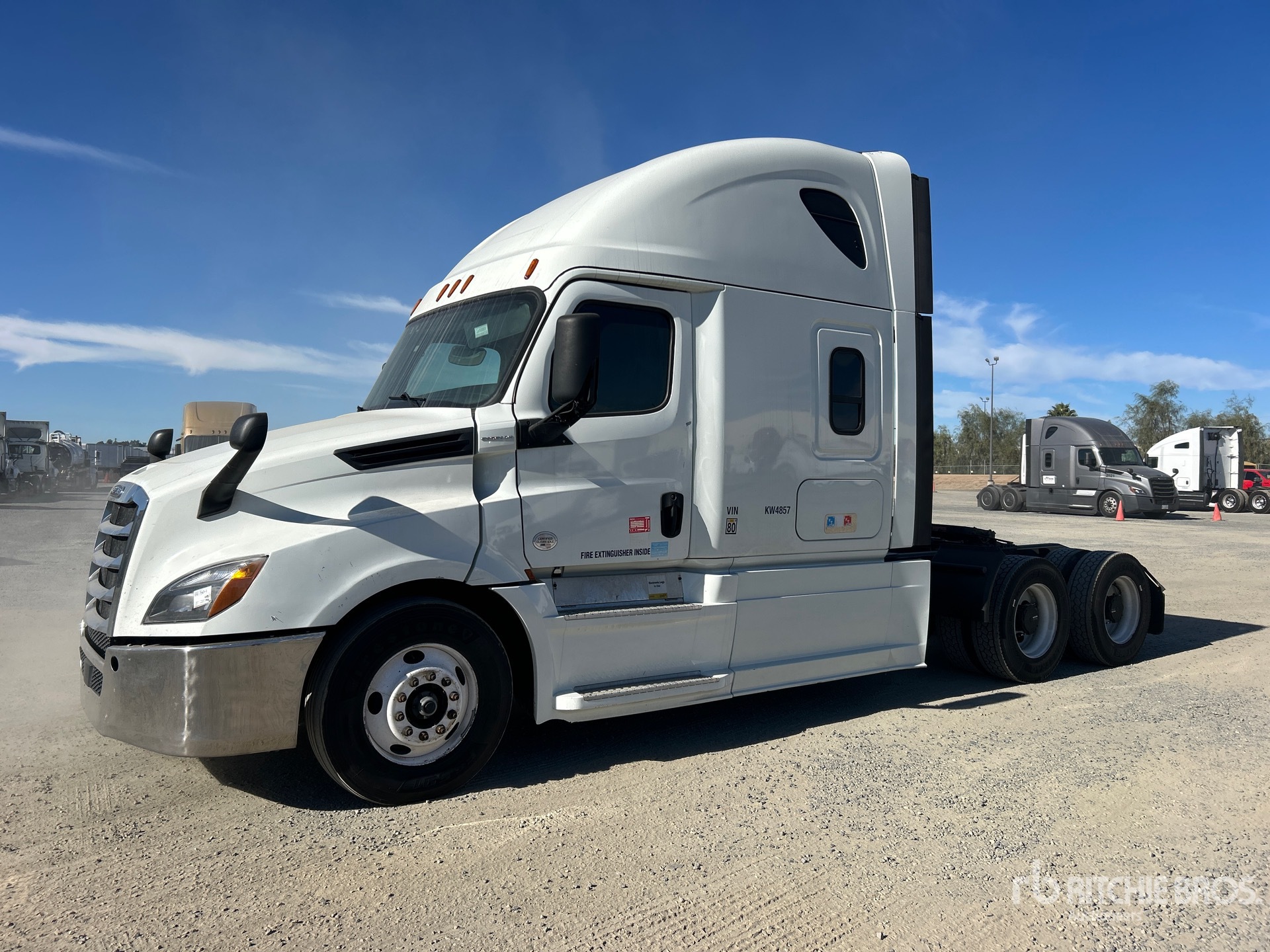 2019 Freightliner Cascadia 126 6x4 トラックトラクター(T/A)