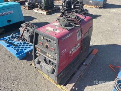 Lincoln 305G を見 Welder - Fueled