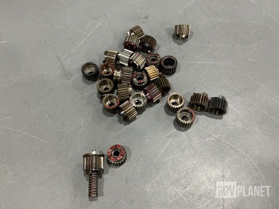 (27) Hamilton Sundstrand 718391 Non-Vehicular Positive Clutch Halves