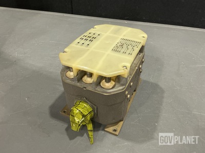 Westinghouse 902F074-2 Circuit Breaker