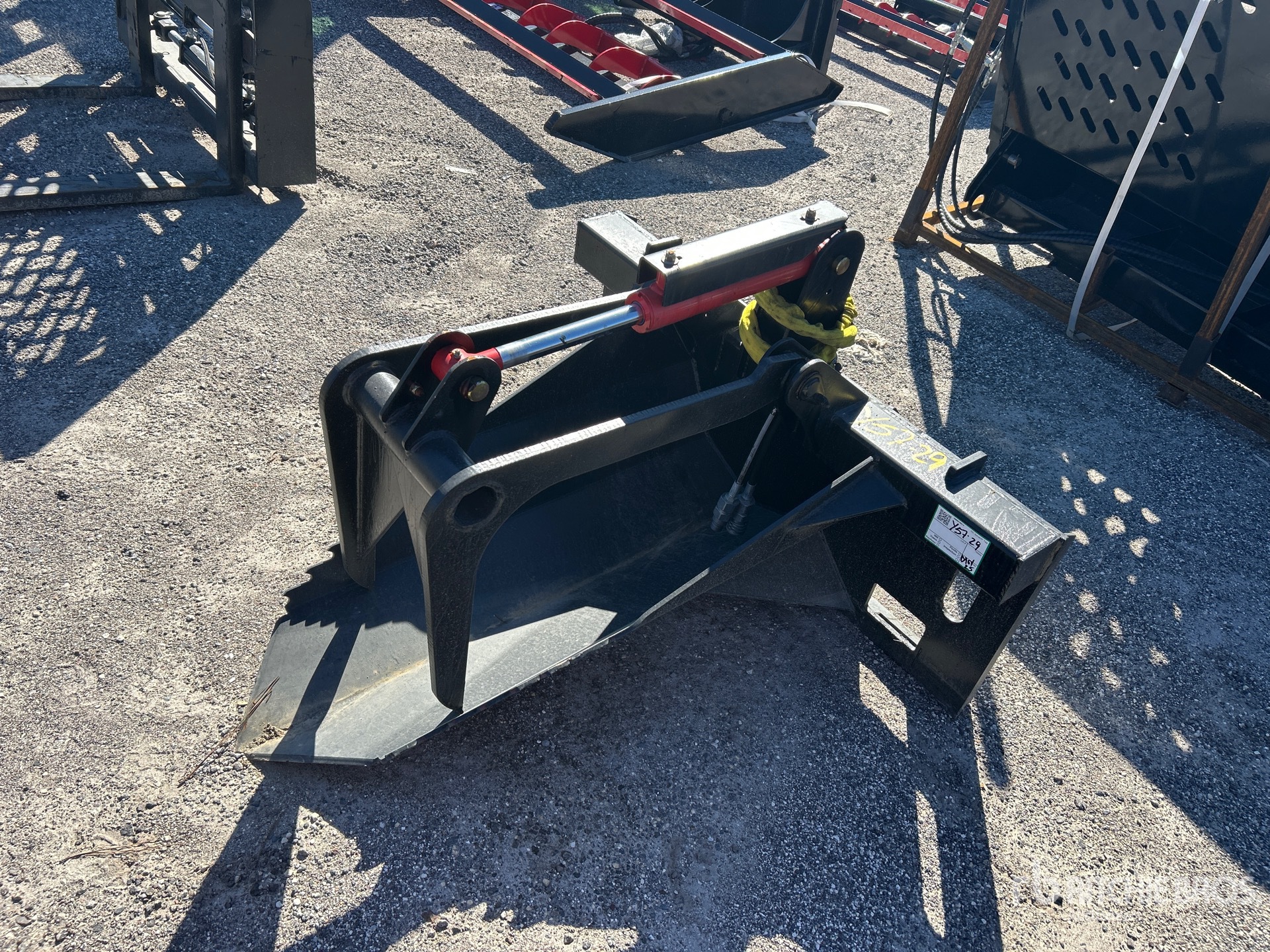 All-Star Grapple Skid Steer Stump Bucket