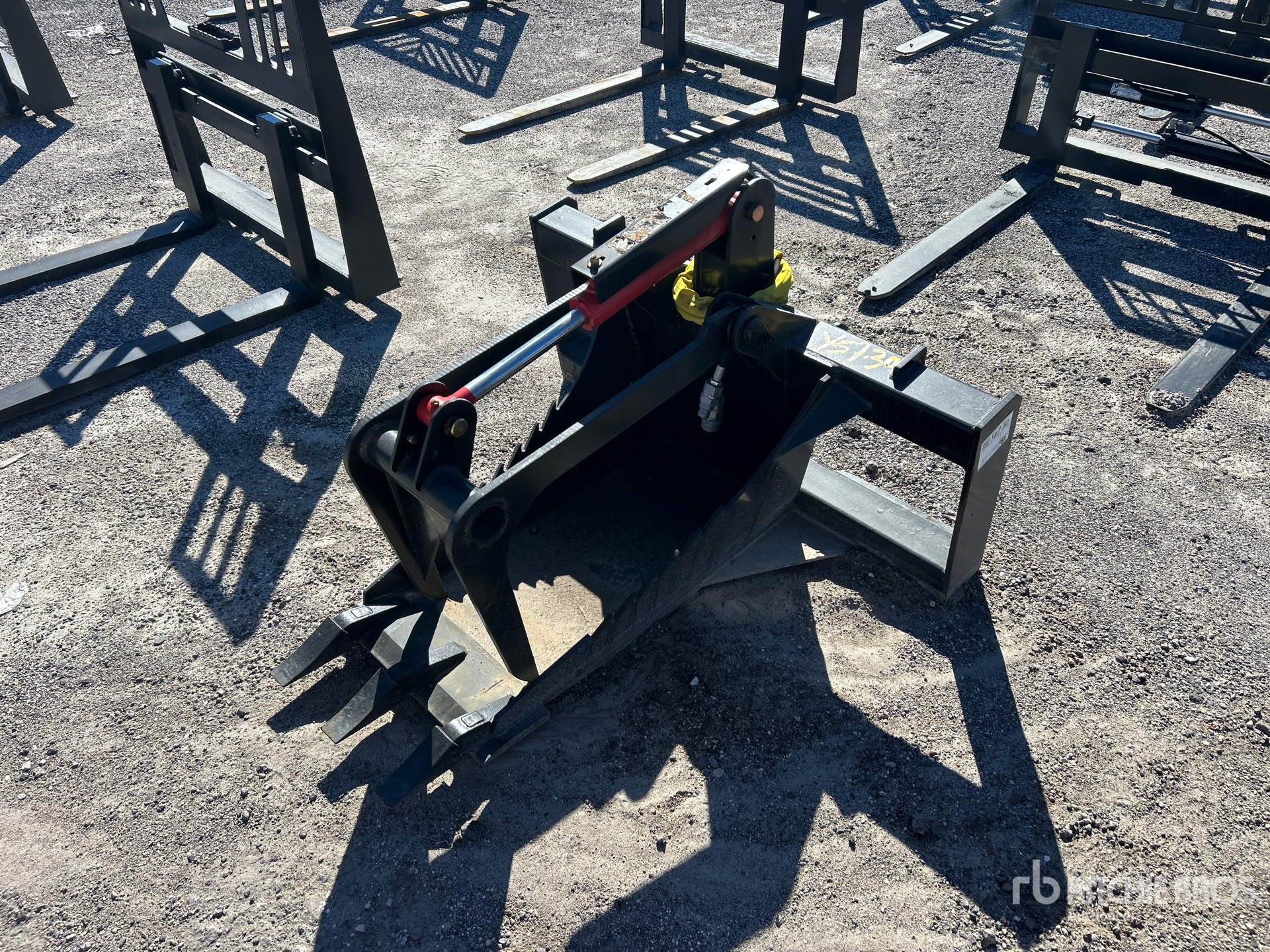 All-Star Grapple Skid Steer Stump Bucket