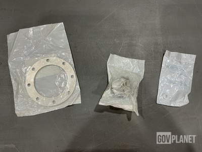 (2,299) Shims, (69) Machine Plugs, (285) Ring Spacers & Assorted Items