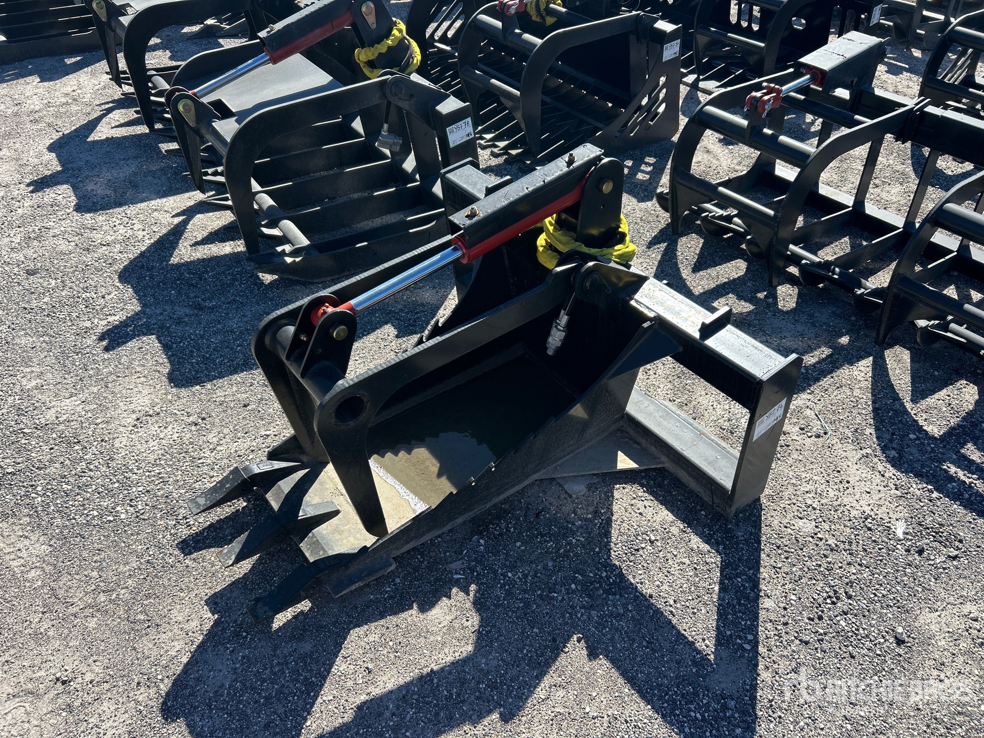 All-Star Grapple Skid Steer Stump Bucket