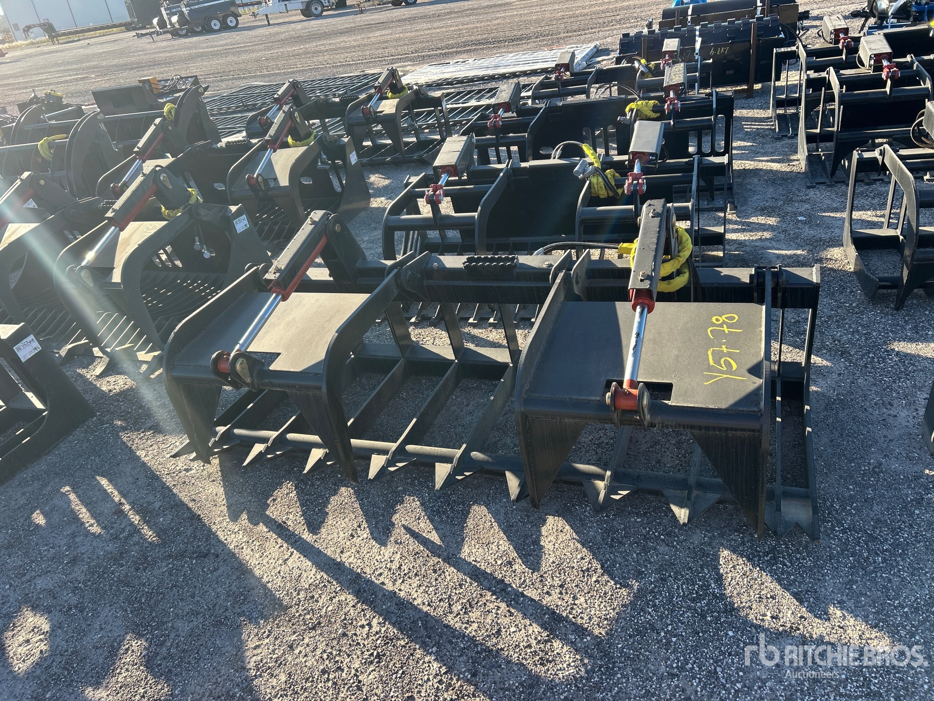 All-Star 84 In Skid Steer Grapple
