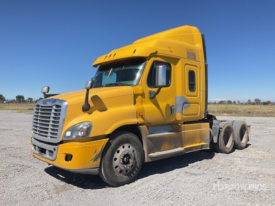 2017 Freightliner Cascadia 125 6x4 Tractocamion con Dormitorio / T/A Sleeper Truck Tractor