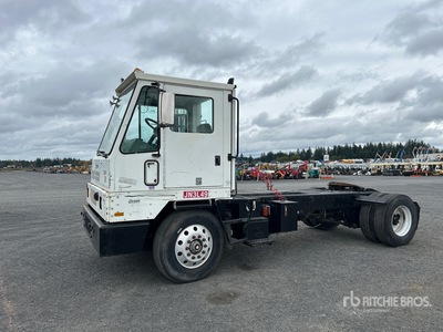 2002 Ottawa Commando 30 4x2 Camión remolcador de plataforma