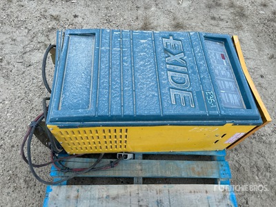 2006 Crown RR5200 4500 lb Order Picker (Inoperable)