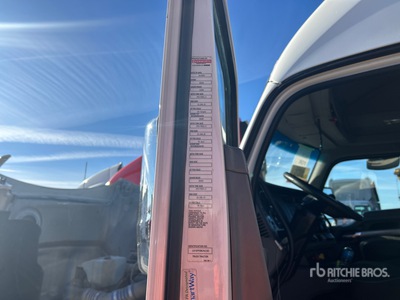 2021 Kenworth T680 6x4 3- Achs Sattelzugmaschine mit Schlafkabine