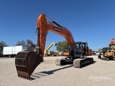2021 Develon DX300LC-6 Excavadora de Cadenas