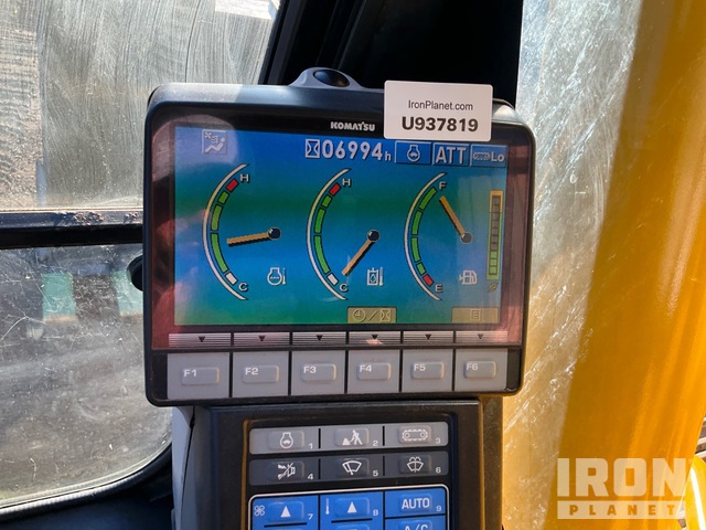 EXCAVADORA 2007 KOMATSU PC220LC8