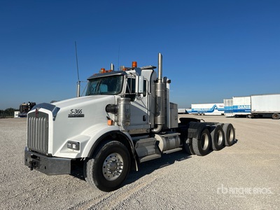 Kenworth 8x6 Tri/A Day Cab Truck Tractor
