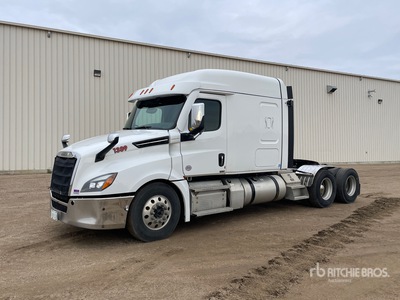2021 Freightliner Cascadia 126 6x4 Sleeper Truck Tractor