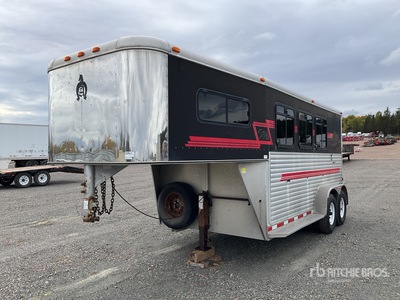 2005 Adam 15 ft T/A Horse Trailer