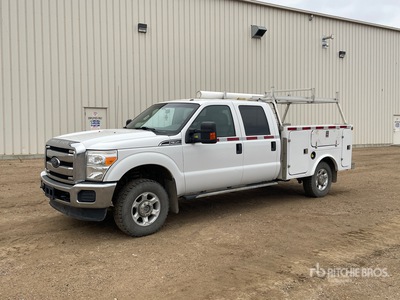 2014 Ford F-350 XLT 4x4 Crew Cab Camion utilitaire