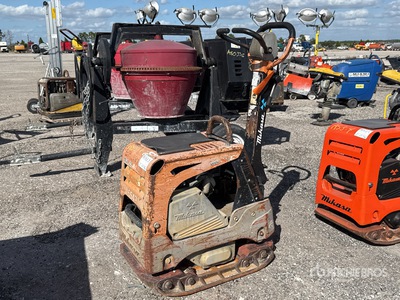 2020 Multiquip MVH308GH Plancha compactadora