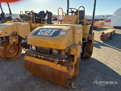 2002 Cat CB224D Dubbele trommelwals