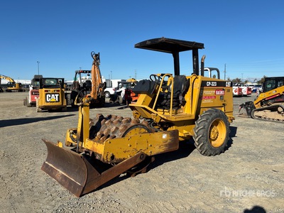 1997 Cat CP-323C Padfoot Drum Compactor