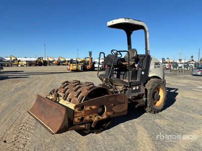 2005 Ingersoll Rand SD45F TF Padfoot Drum Compactor