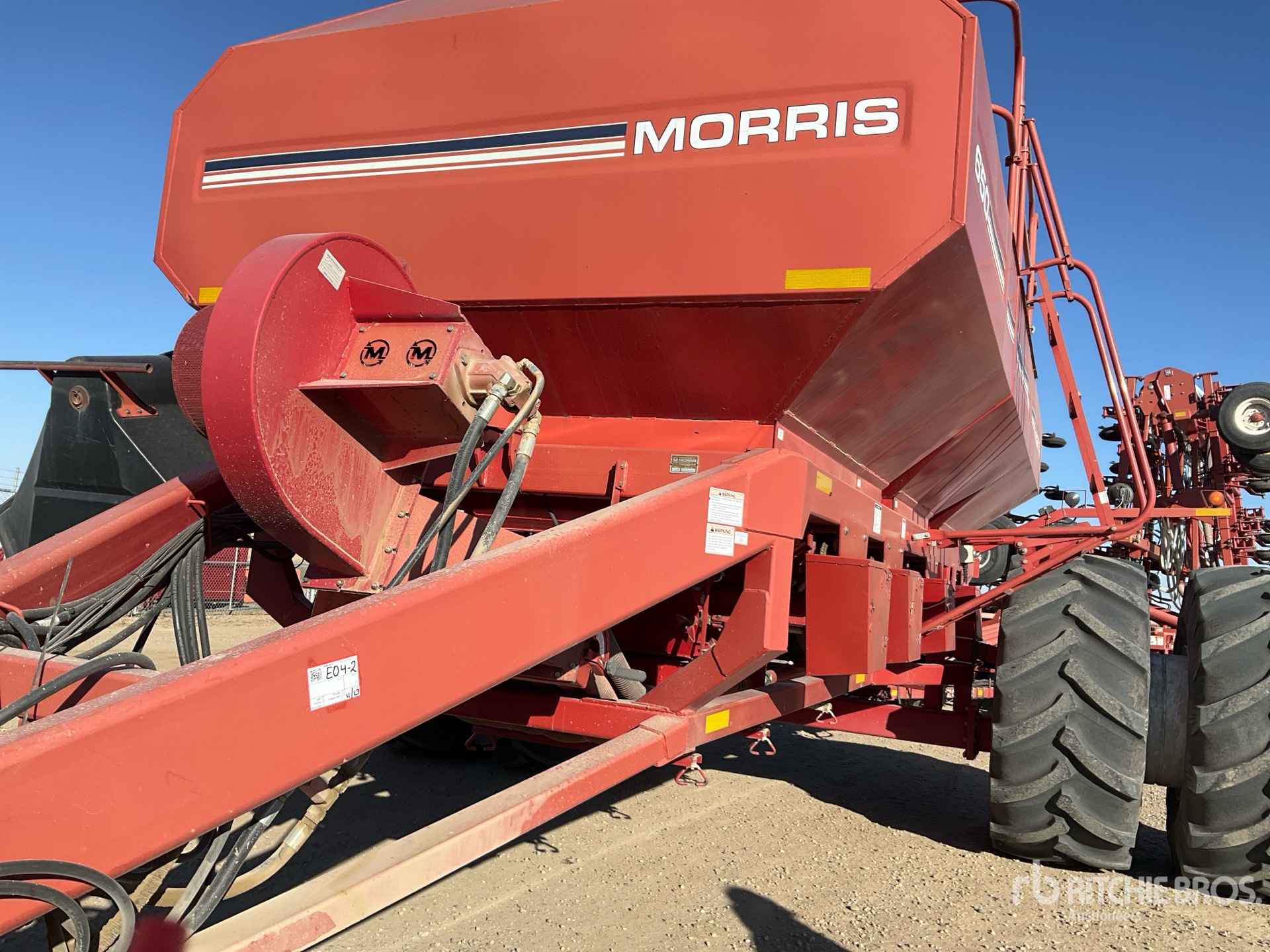 2013 Morris 8650 Tow-Between Air Cart