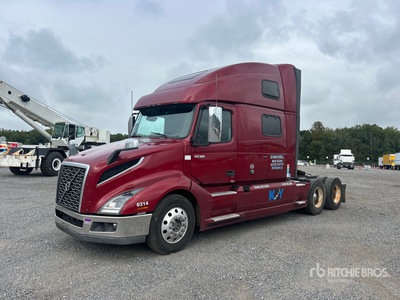 2020 Volvo VNL860 6x4 T/A Sleeper Truck Tractor