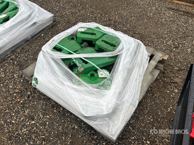 Quantity of (4) PC2000 Toplok TBC1000X3753L LH Shroud Lip