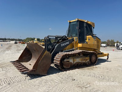 2022 John Deere 755K Raupenlader