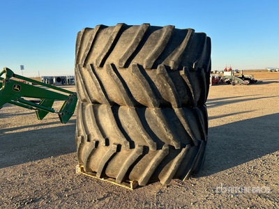 Quantity of (2) Goodyear 1100/45R46 Équipements pour pneus