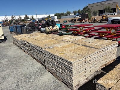 Quantity of (10) Pallets of Austin Texas Sunflower Blend Limestone - Sawn 4 - 8 In. Thin Veneer حجر (Unused)