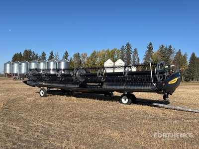 2024 MacDon FD240 40 ft Flex Draper Combine Header