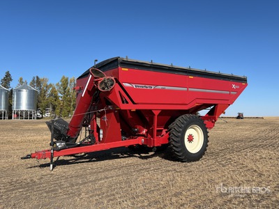 2017 Unverferth 1317 Grain Cart