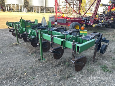 2011 John Deere 2100 16 ft 3-Point 7 Shank Subsoiler