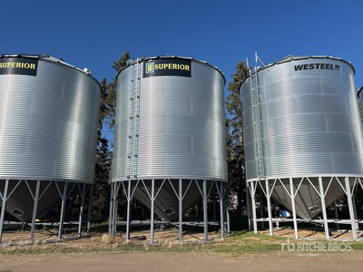 Superior 2406 +/- 10000 bu 6 Ring Hopper Grain Bin